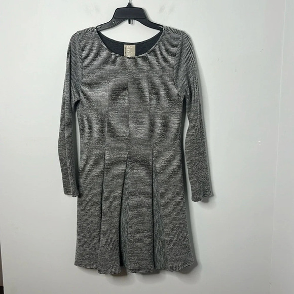 Dolan Left Coast Collection Piper Fit & Flare Pleated Sweater Dress - Picture 2 of 6